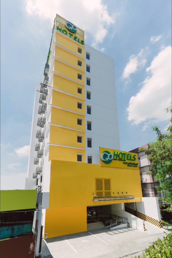 Go Hotels Cubao Quezon City Esterno foto